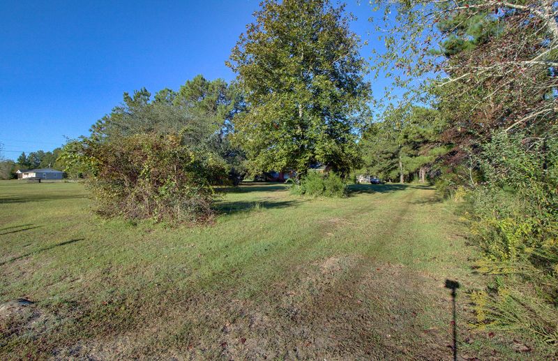 1117 Peru Rd, Saint Stephen, SC 29479