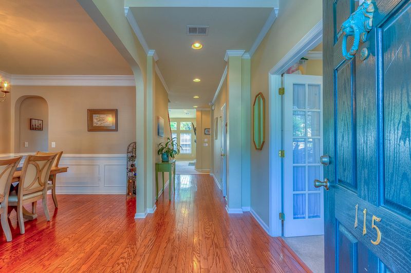 115 Carolinian Dr, Summerville, SC 29485