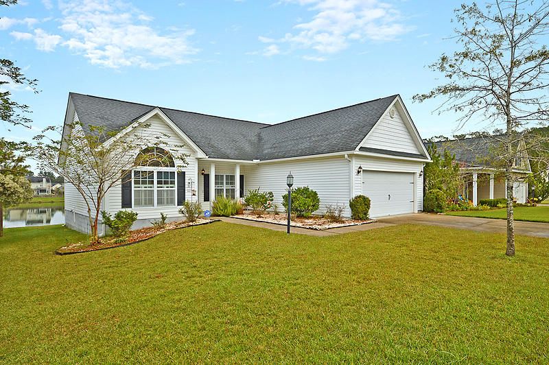 210 Highwoods Plantation Ave, Summerville, SC 29485