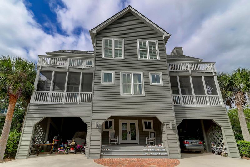3 E Beachwood East, Isle Of Palms, SC 29451