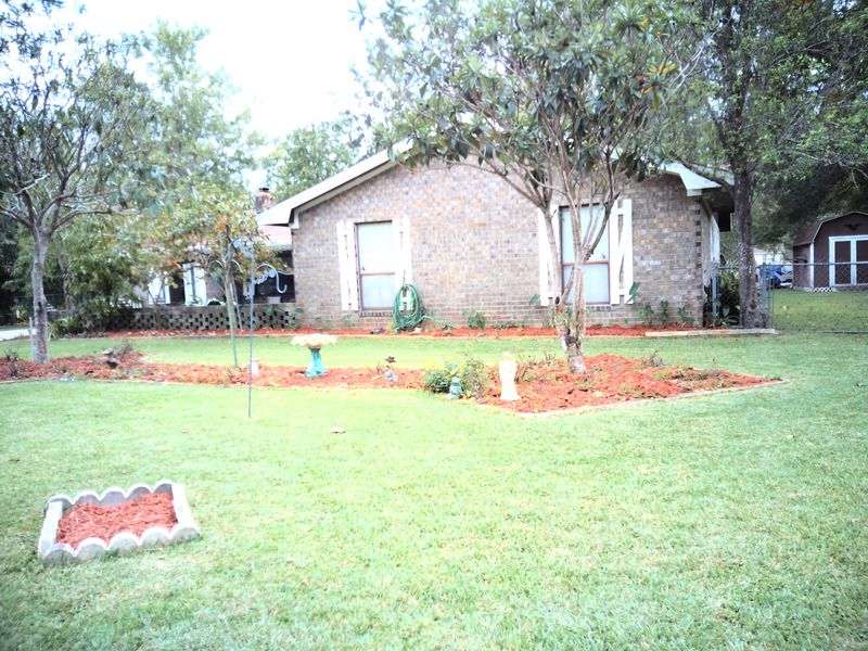 311 Canaberry Cir, Summerville, SC 29483