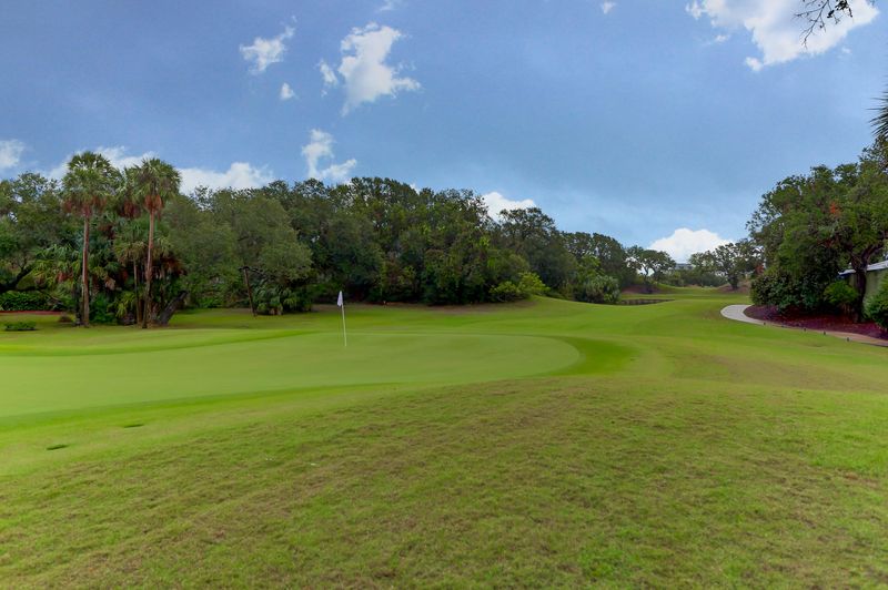 5 Dune Ridge Ln, Isle Of Palms, SC 29451
