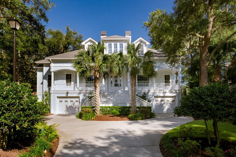 4288 Fripp Ln, Johns Island, SC 29455