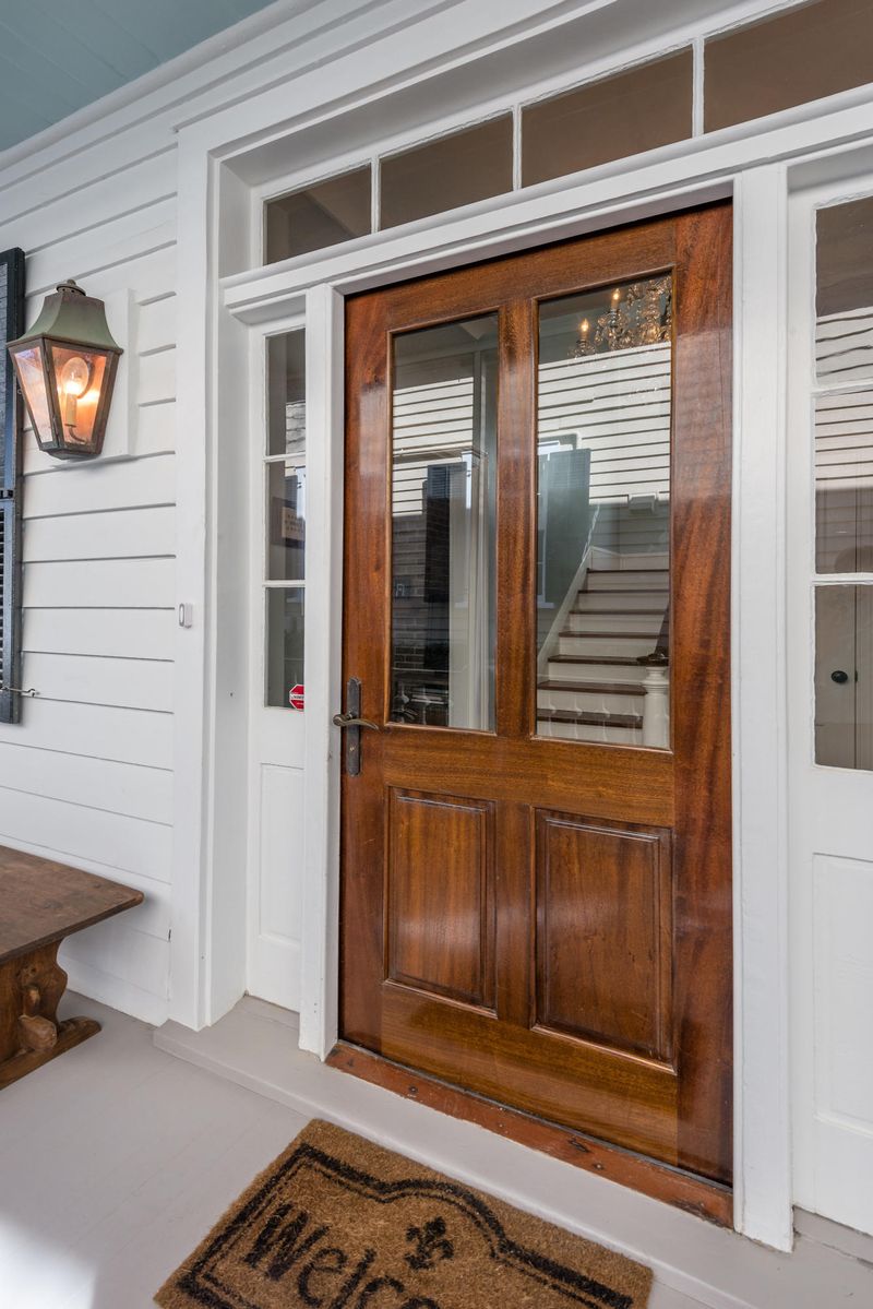 165 Tradd St, Charleston, SC 29401