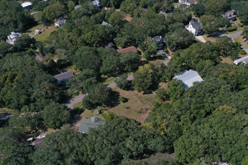 1444 Lieben Rd, Mount Pleasant, SC 29466