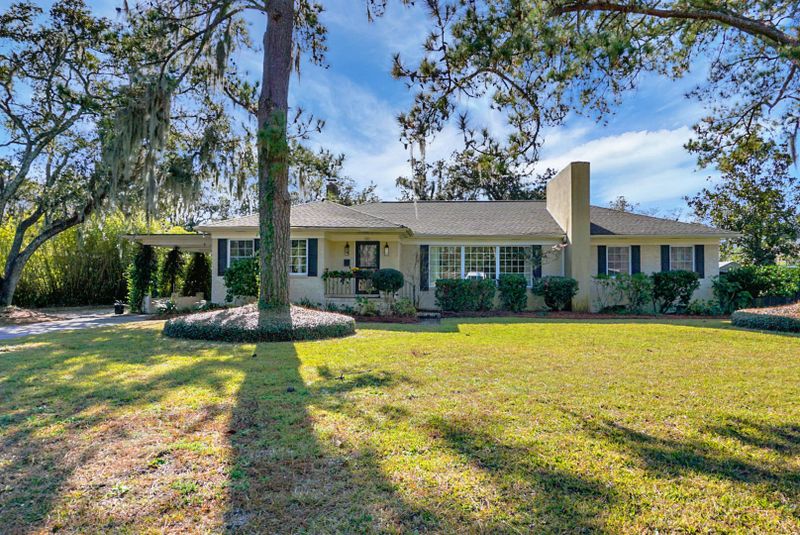 60 Chadwick Dr, Charleston, SC 29407