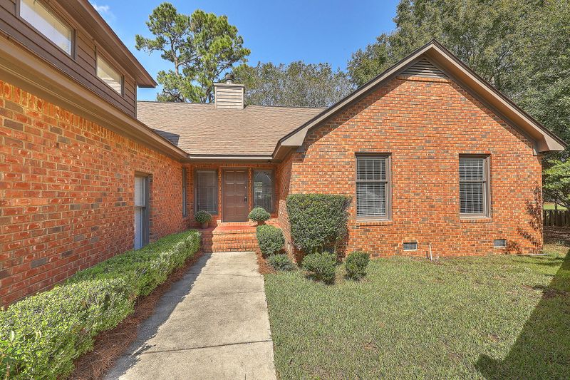 1688 Fairway Place Ln, Mount Pleasant, SC 29464