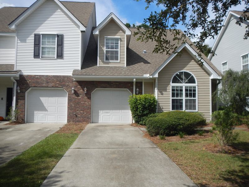 1296 Fenwick Plantation Rd, Johns Island, SC 29455