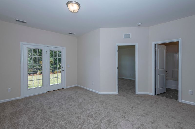 1544 Moss Spring Rd, Mount Pleasant, SC 29466
