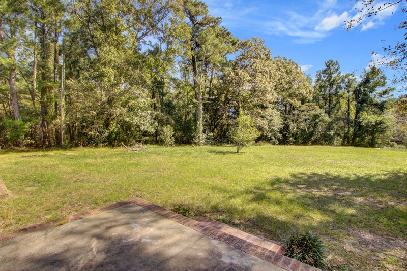 714 Pin Dragon Ln, Saint Stephen, SC 29479