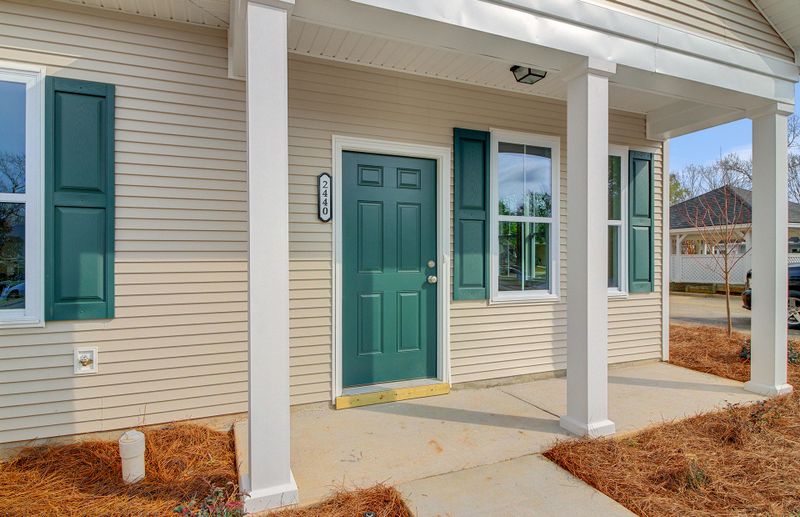 2440 Deer Ridge Ln, North Charleston, SC 29406