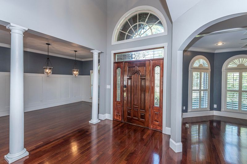 400 Glen Eagles Dr, Summerville, SC 29483