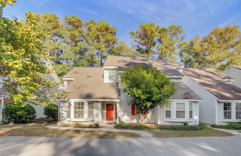 4 Town Park Ln #C, Charleston, SC 29412