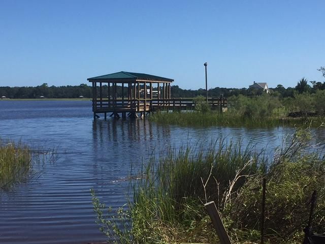 406 Topsail Ct, Charleston, SC 29492