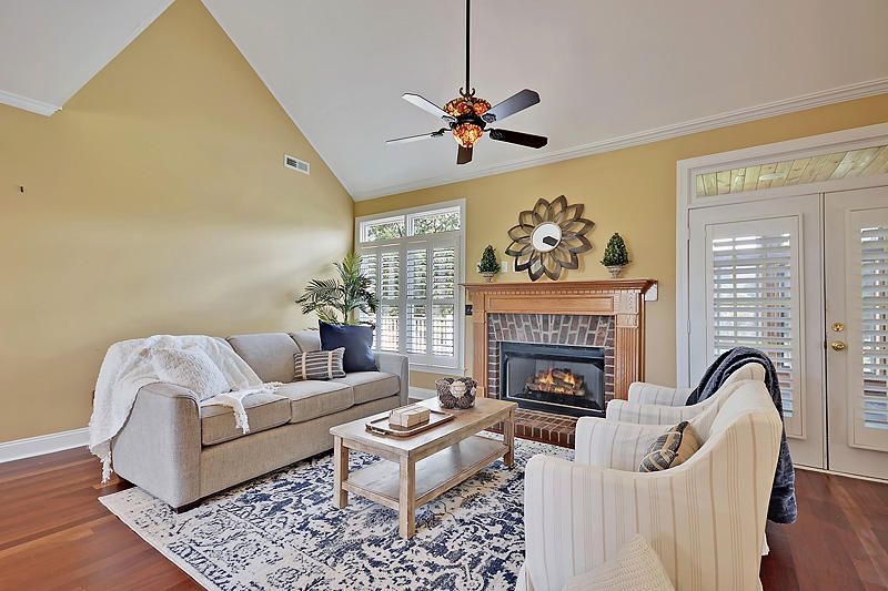 135 Bromwich Dr, Goose Creek, SC 29445