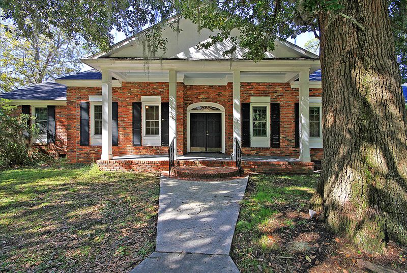 1700 Mellard Estates Rd, Hanahan, SC 29410
