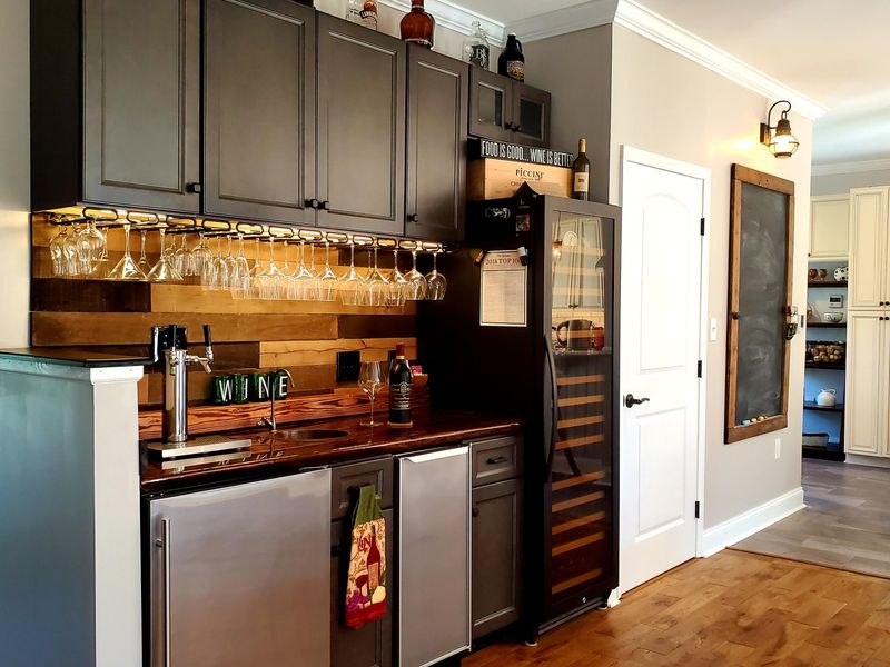 5912 Steward St, Hanahan, SC 29410