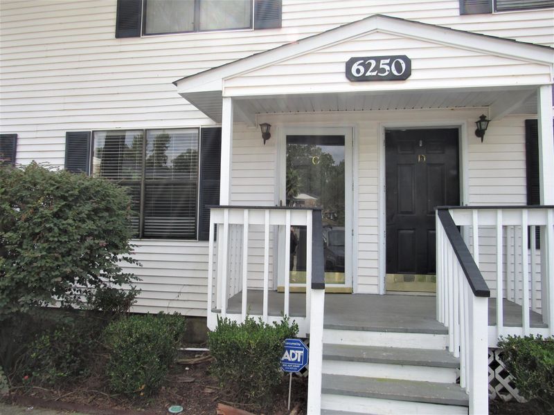 6250 Brandt St #C, North Charleston, SC 29406