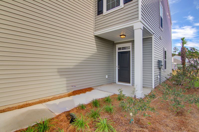 9779 Roseberry St, Ladson, SC 29456
