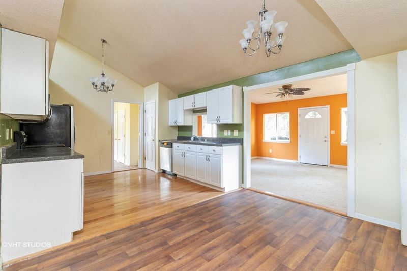 103 Downing Ct, Goose Creek, SC 29445