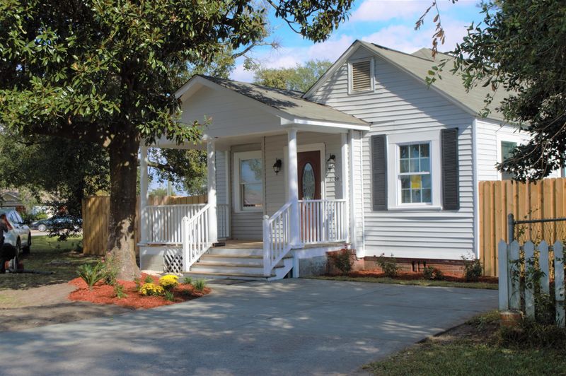 2109 Thornlee Dr, North Charleston, SC 29405