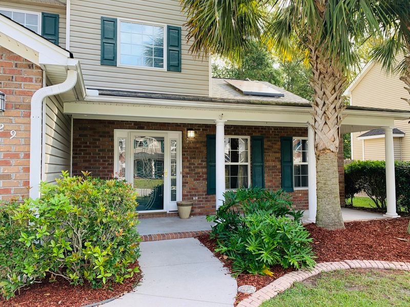 129 Willowbend Ln, Summerville, SC 29485