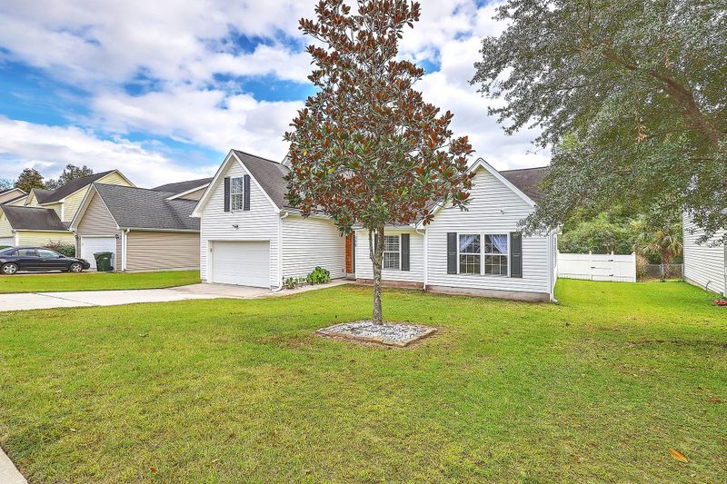 119 Egret Ln, Goose Creek, SC 29445