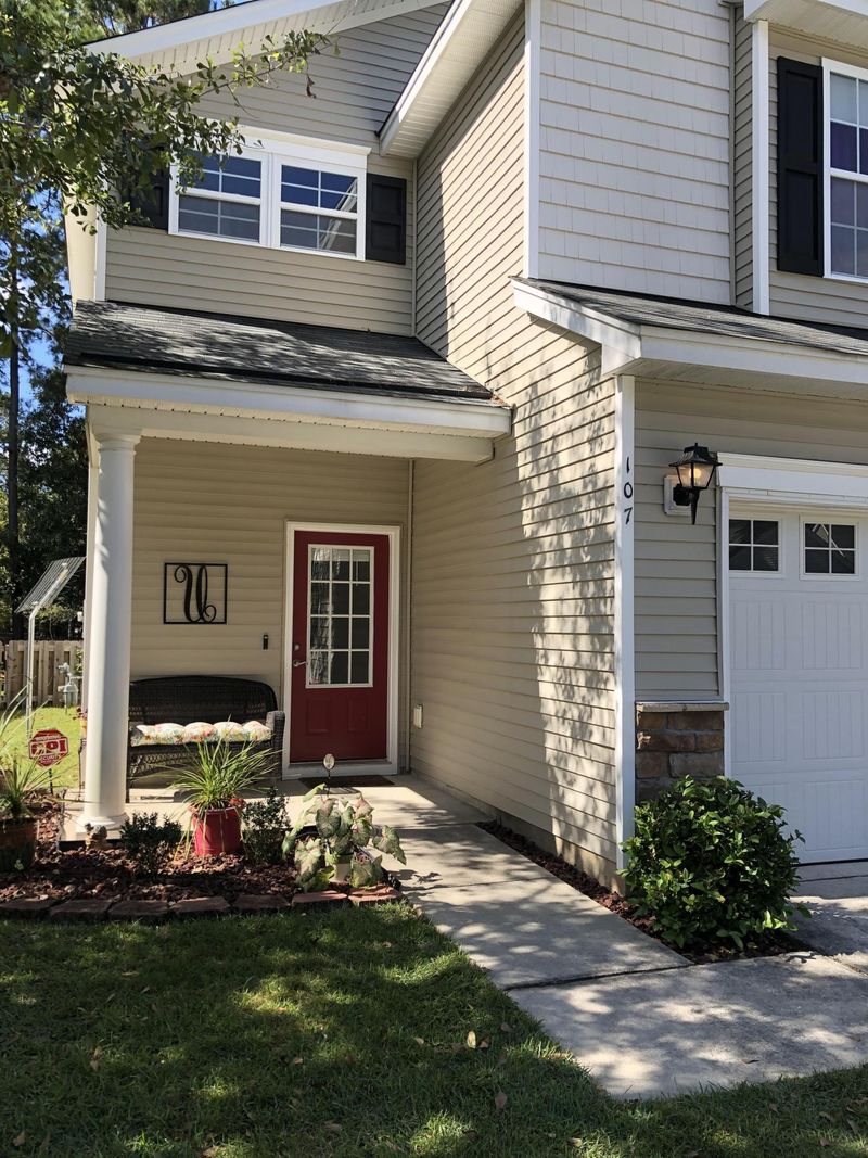 107 Surlington Dr, Ladson, SC 29456