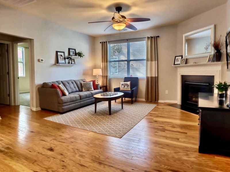 107 Surlington Dr, Ladson, SC 29456