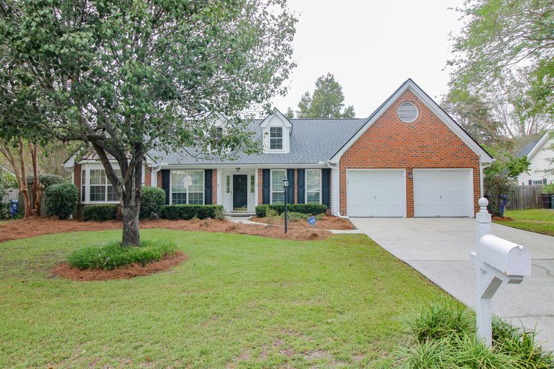 1592 Glen Erin Dr, Mount Pleasant, SC 29464