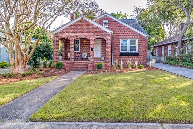 64 Darlington Ave, Charleston, SC 29403