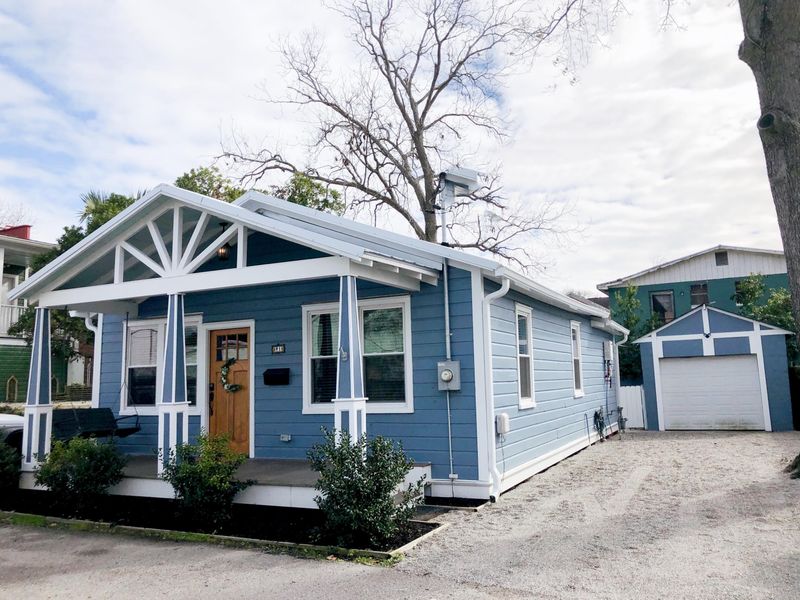 1 Fields Pl, Charleston, SC 29403