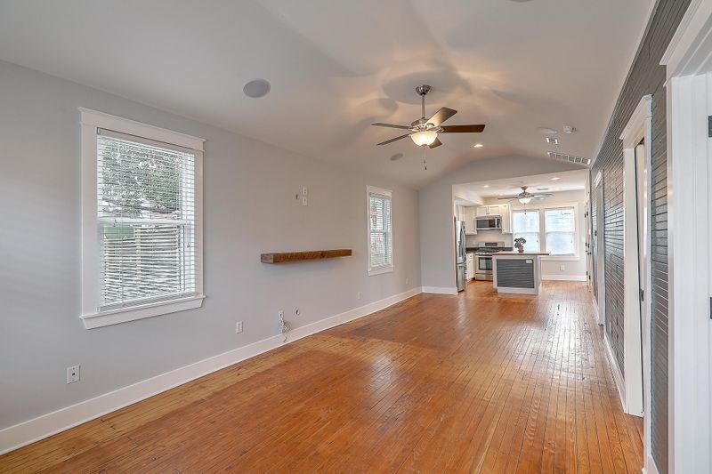 1 Fields Pl, Charleston, SC 29403