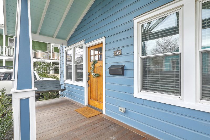 1 Fields Pl, Charleston, SC 29403