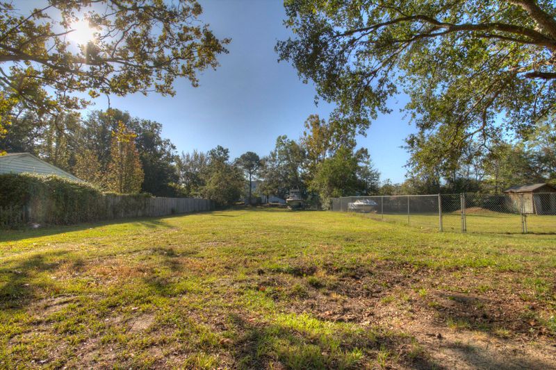 1545 Evergreen St, Charleston, SC 29407
