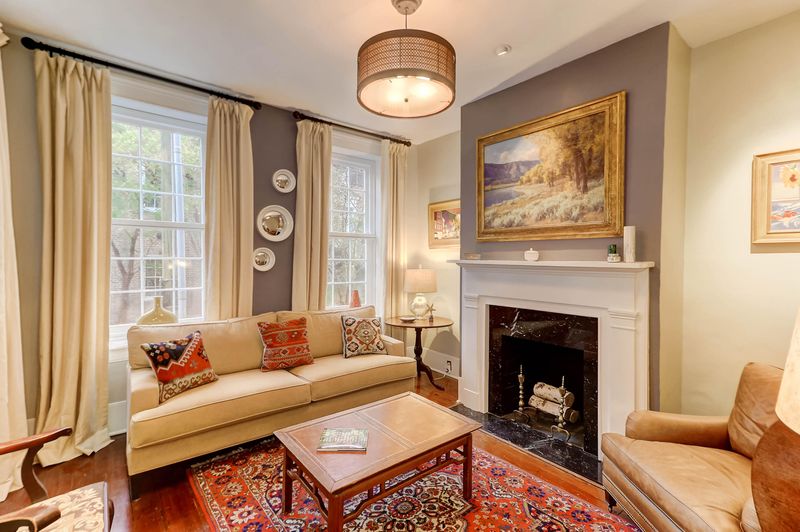 27 Wentworth St, Charleston, SC 29401