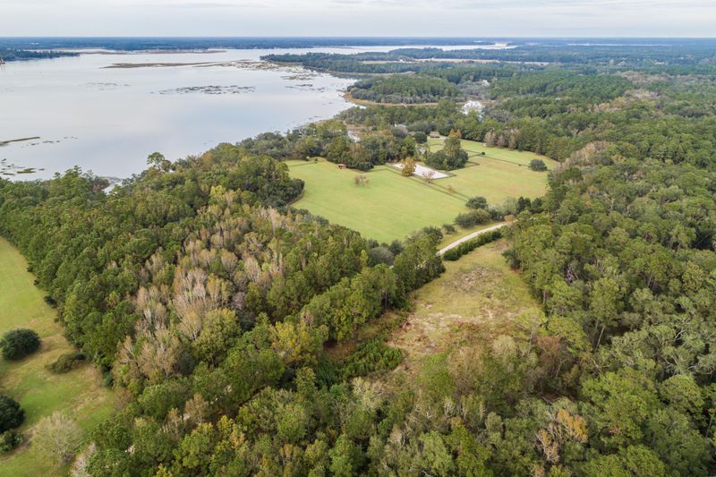 42 Josie Ridge Rd, Wadmalaw Island, SC 29487