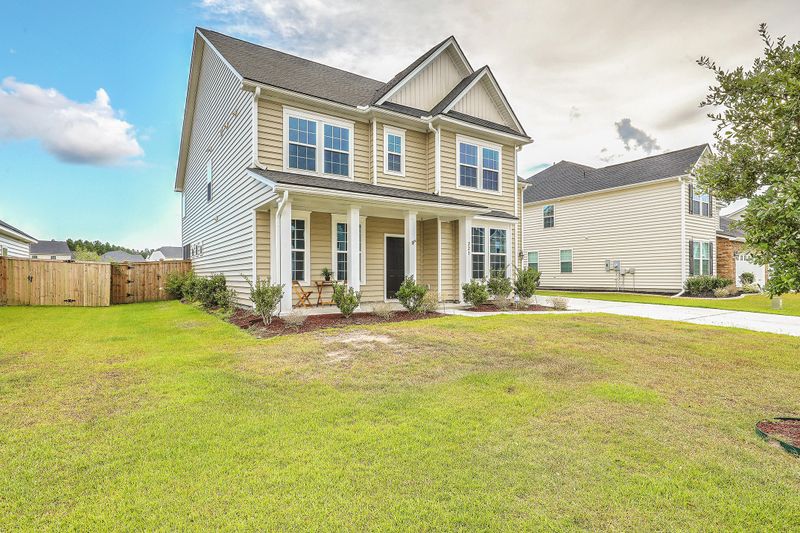 221 Lindera Preserve Blvd, Summerville, SC 29486
