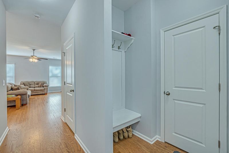 165 Alpine Rd, Summerville, SC 29485