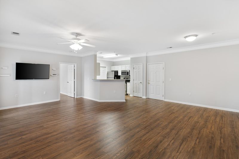 1425 Cambridge Lakes Dr, Mount Pleasant, SC 29464