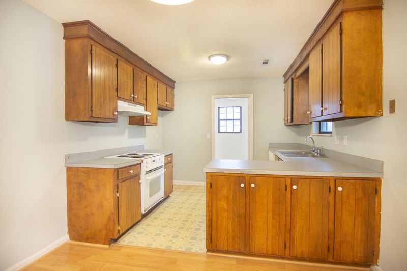 112 Iron Rd, Summerville, SC 29483