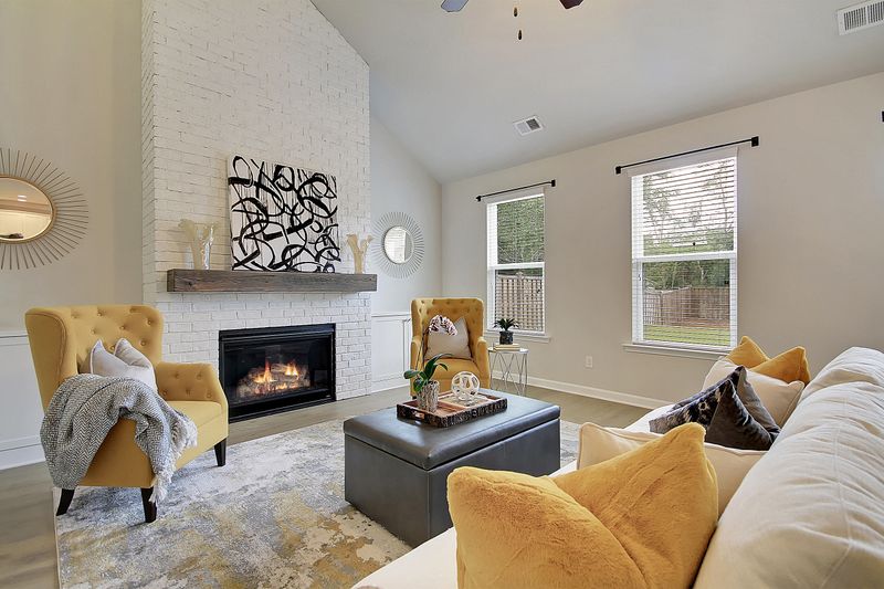 1558 Thoroughbred Blvd, Johns Island, SC 29455