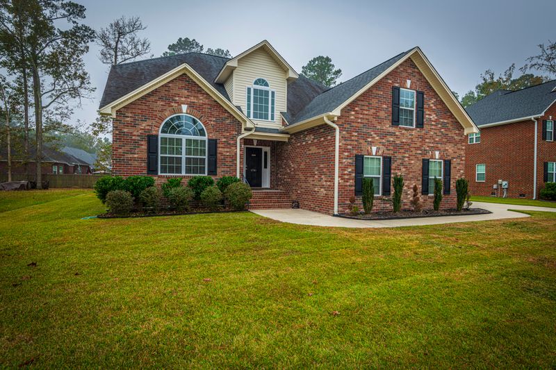 8740 Alexandria Dr, North Charleston, SC 29420