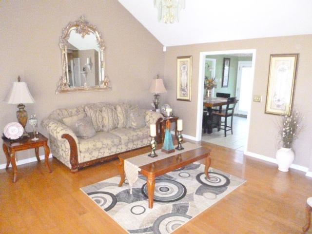 5076 Westview St, North Charleston, SC 29418