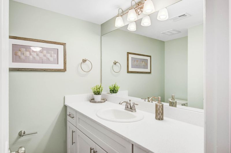 1525 Nantahala Blvd, Mount Pleasant, SC 29464