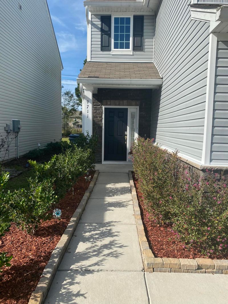 9711 Cherrybark Ct, Ladson, SC 29456