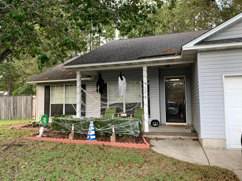 8592 Waccamaw Ct, North Charleston, SC 29406