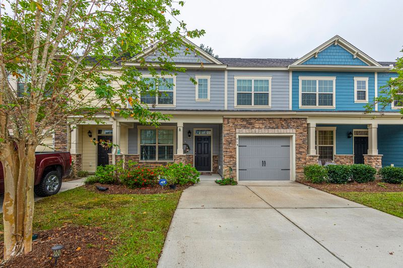 819 Bibury Ct, Charleston, SC 29414