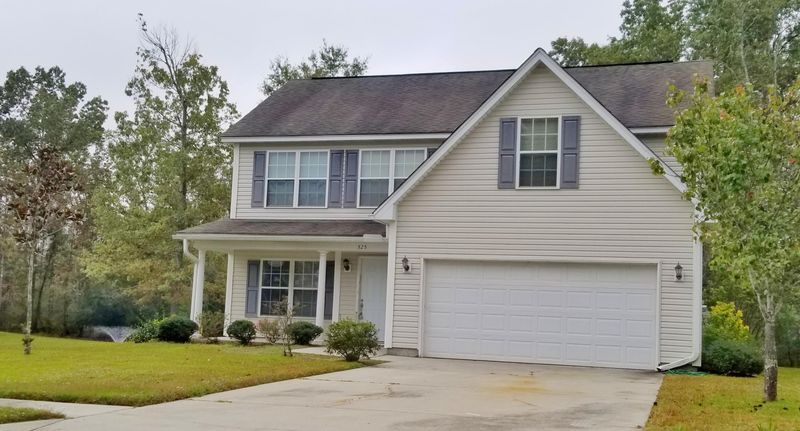 325 Carriage Wheel Rd, Moncks Corner, SC 29461