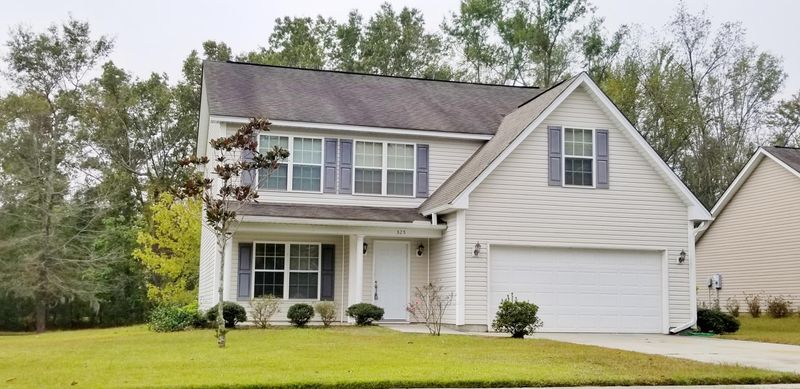 325 Carriage Wheel Rd, Moncks Corner, SC 29461